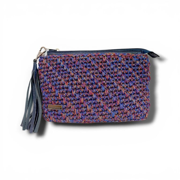 πλεκτό clutch μπλε με δερμάτινα στοιχεία marinevi minty